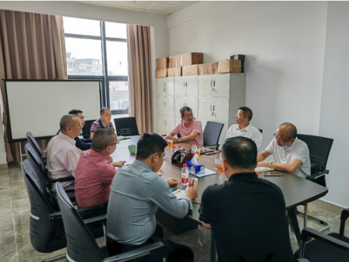 市住建局党组书记、副局长林进豪同志 带队到市建协调研